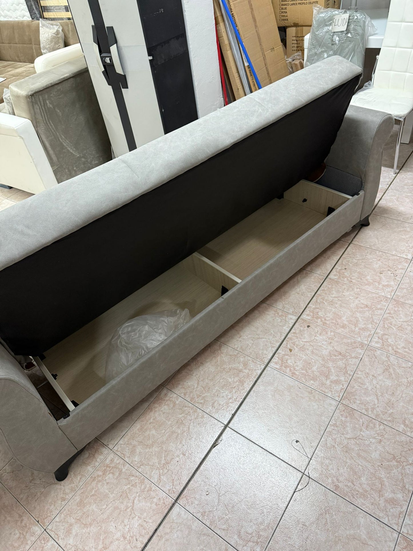 DIVANO LETTO CON CASSETTONE CLICK CLACK GRIGIO CHIARO